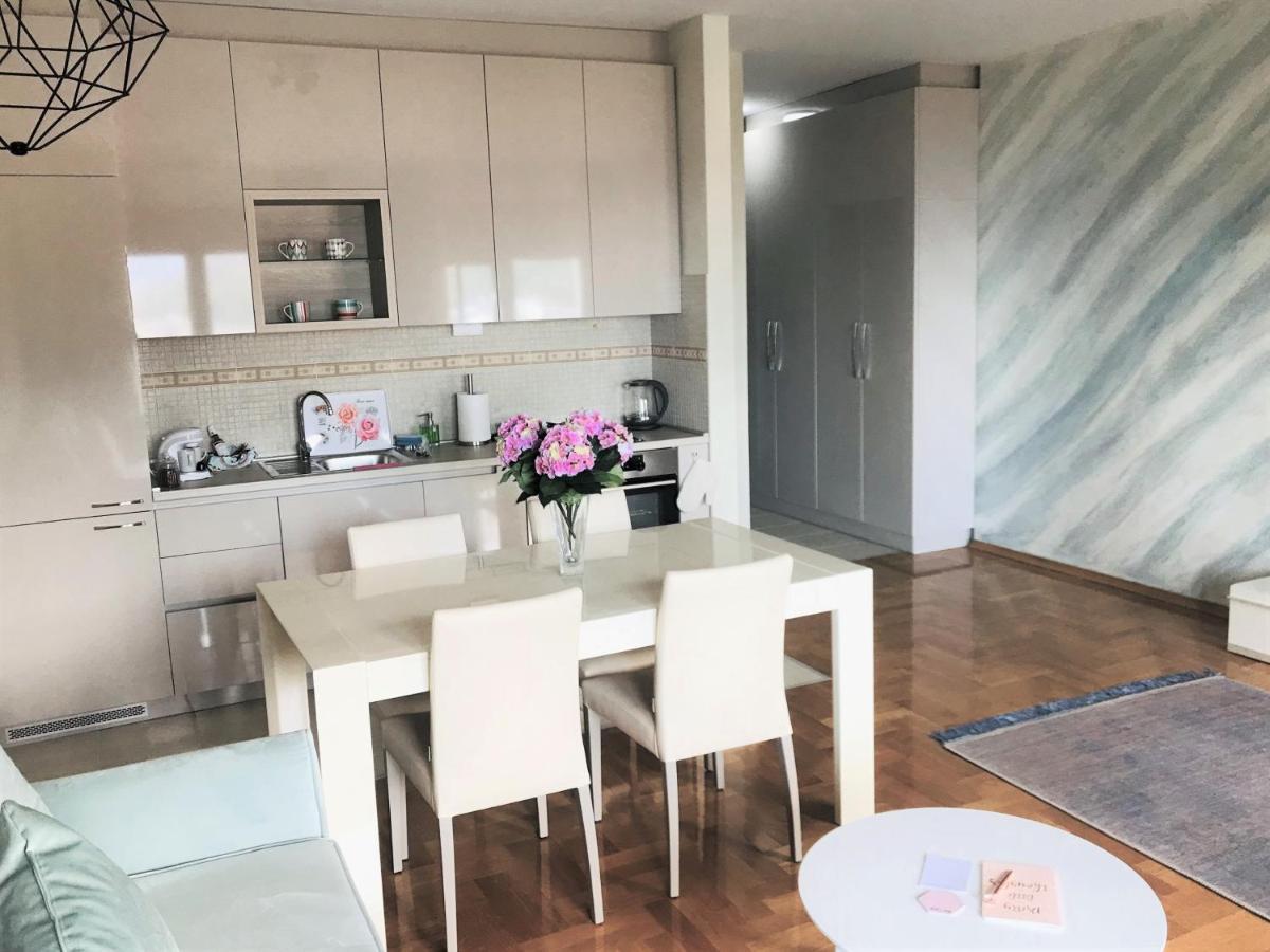 Montenegro Diamonds Apartment เบชิชิ ภายนอก รูปภาพ