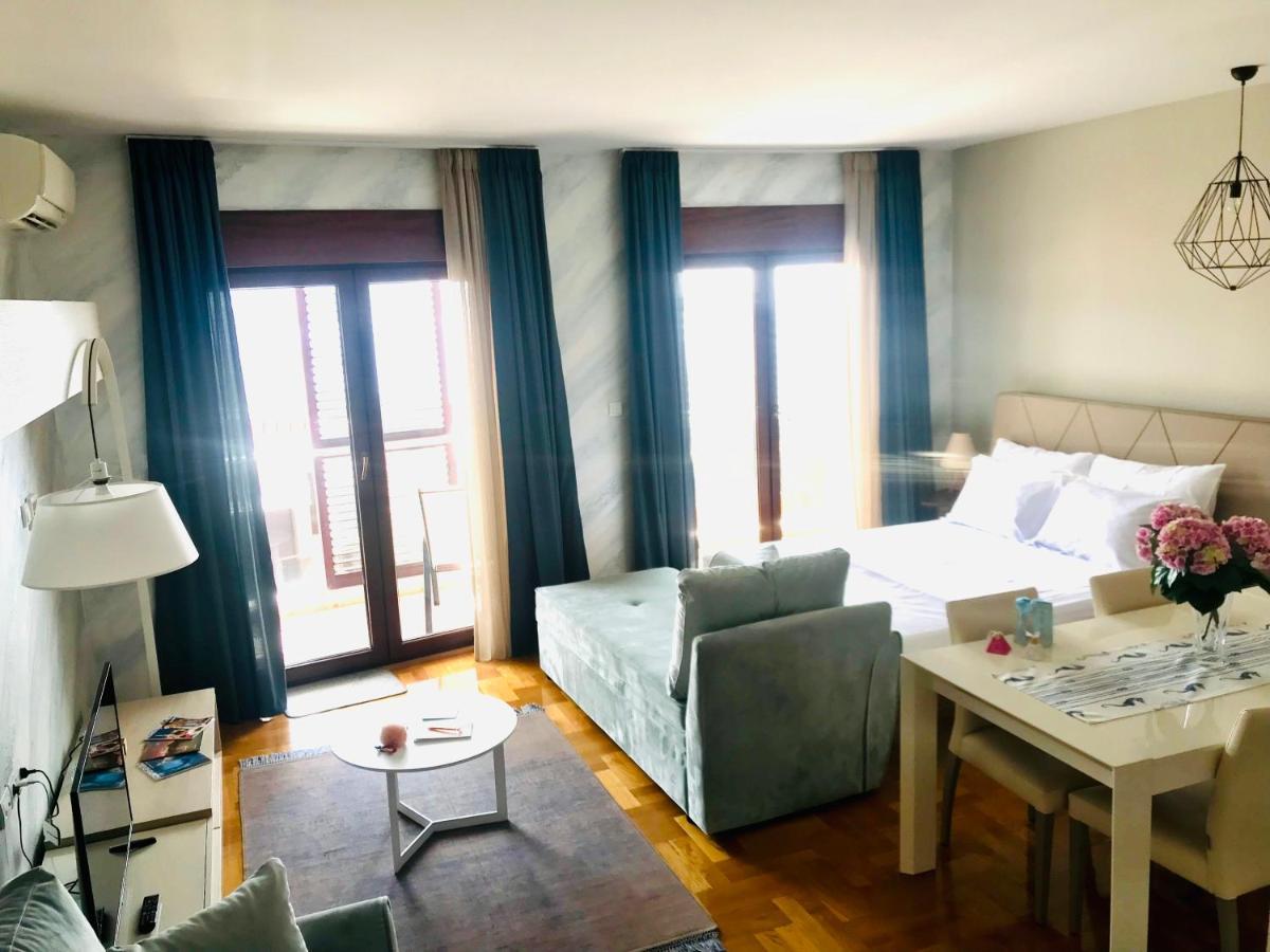 Montenegro Diamonds Apartment เบชิชิ ภายนอก รูปภาพ