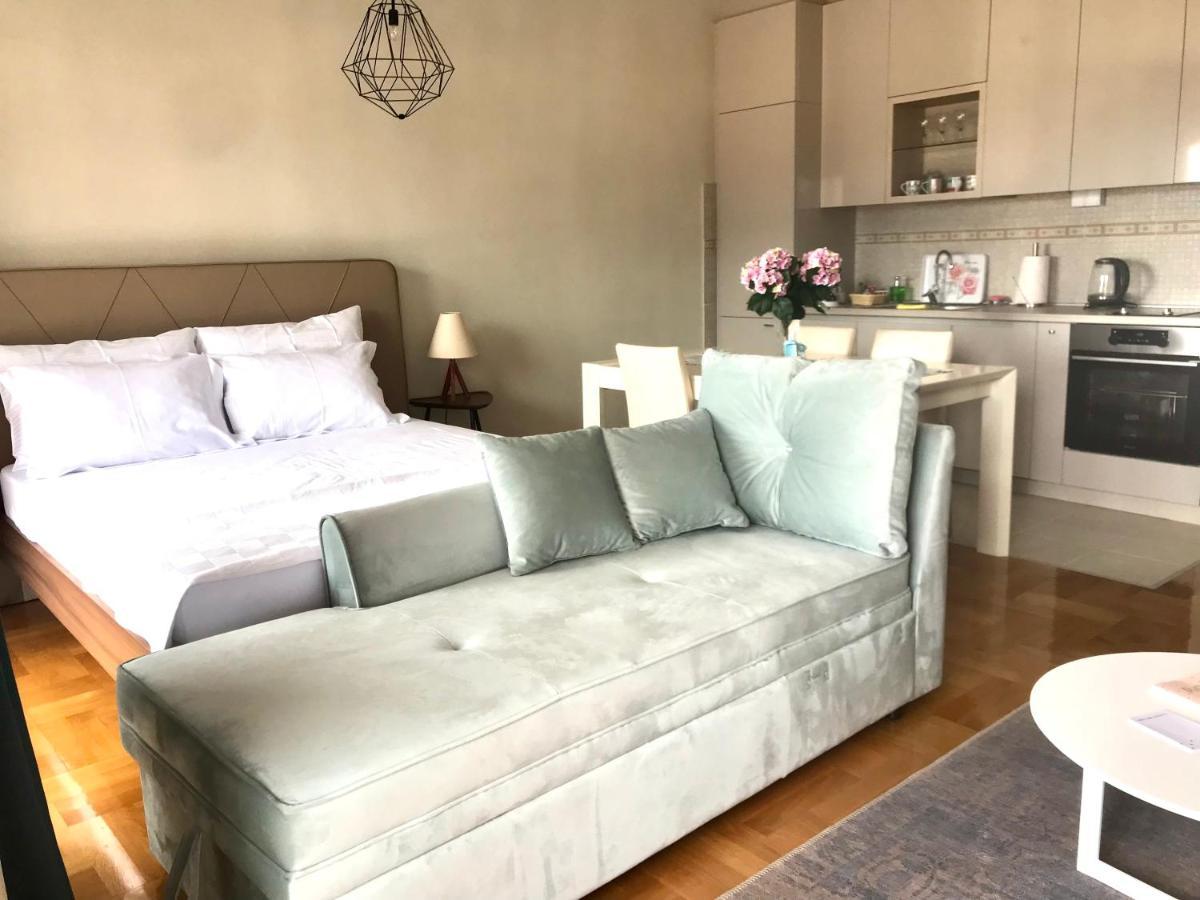 Montenegro Diamonds Apartment เบชิชิ ภายนอก รูปภาพ