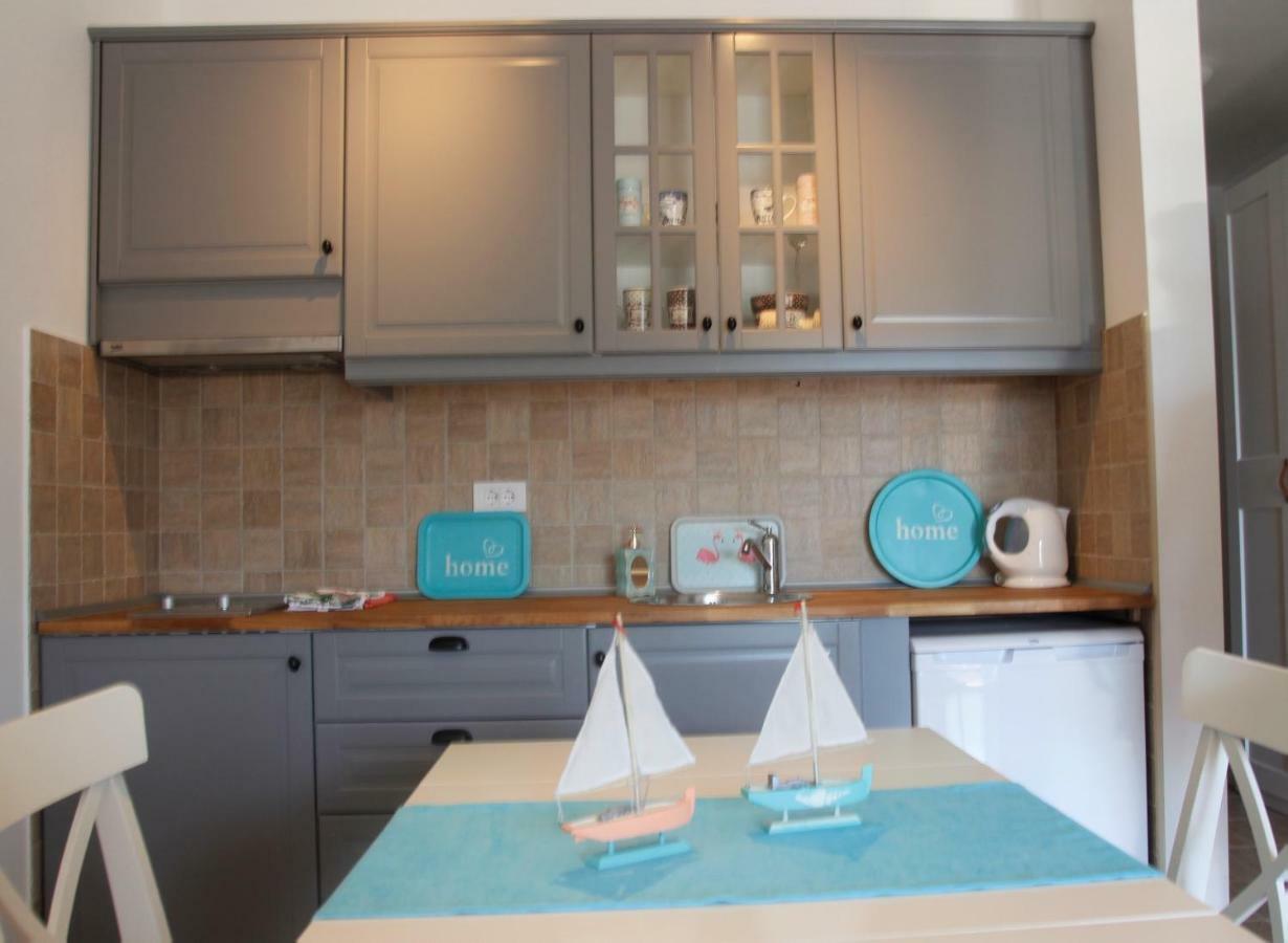 Montenegro Diamonds Apartment เบชิชิ ภายนอก รูปภาพ
