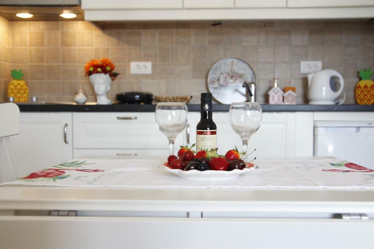 Montenegro Diamonds Apartment เบชิชิ ภายนอก รูปภาพ